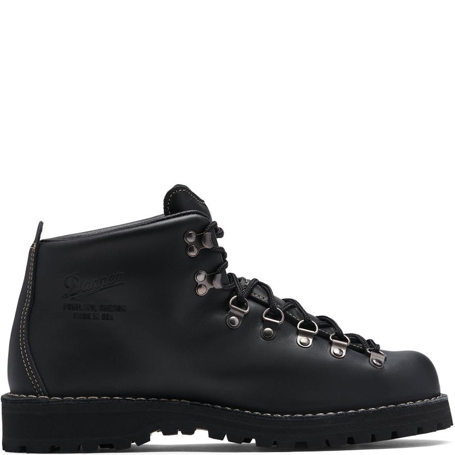 Men\'s Danner Mountain Light II - GORE-TEX Work Boots Black | CA4890UT